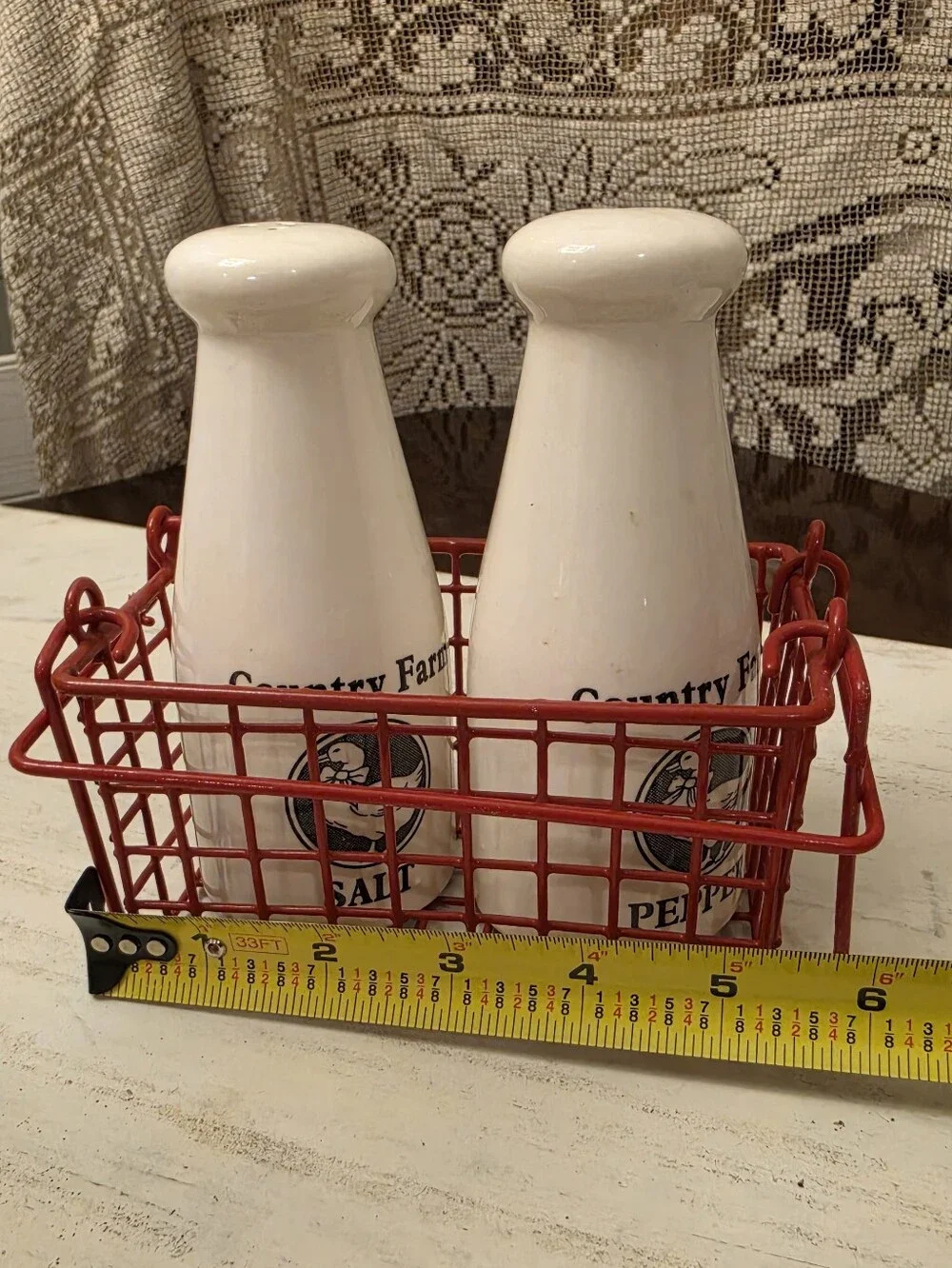 Vintage Country Farm Ceramic Milk Bottle Salt & Pepper Shakers Red Caddy Duck